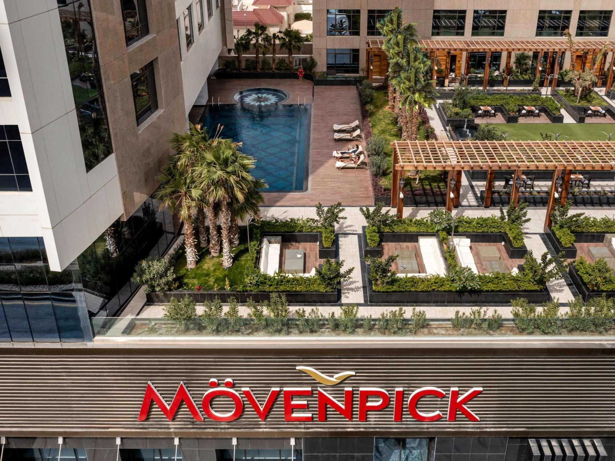 Movenpick Hotel And Residences ริยาดห์ ภายนอก รูปภาพ Movenpick Hotel, Cairo