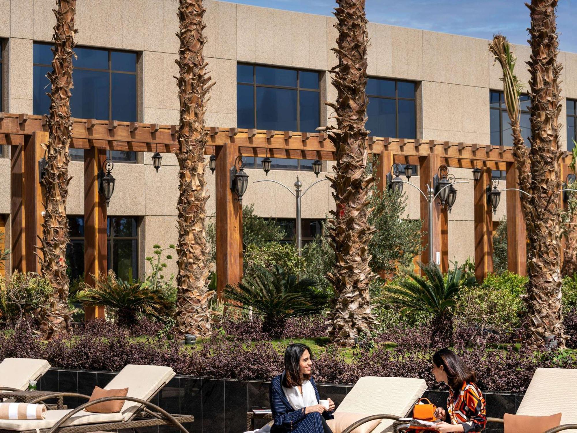 Movenpick Hotel And Residences ริยาดห์ ภายนอก รูปภาพ The University Campus
